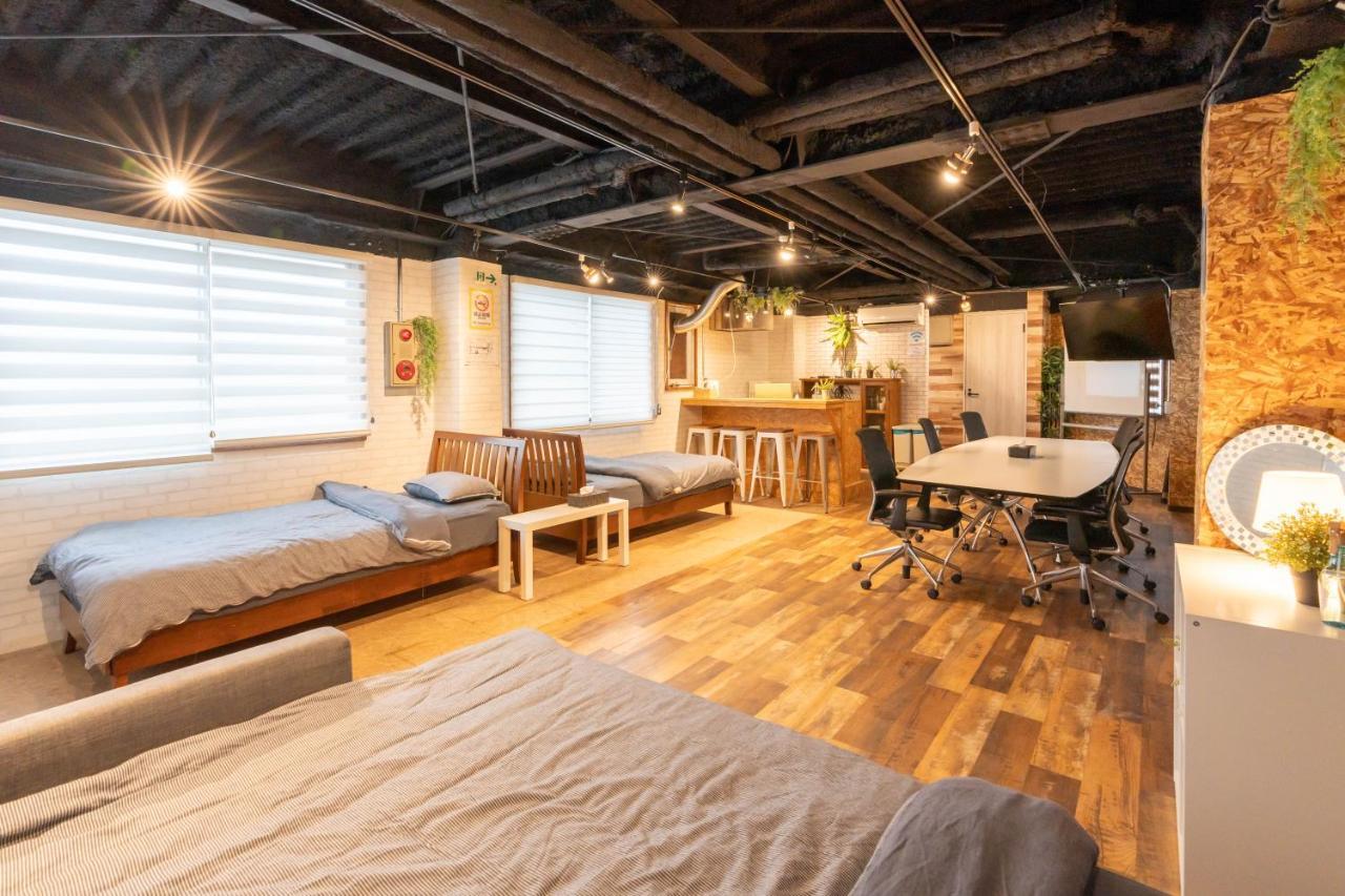 U.House Aparthotel Osaka Bagian luar foto