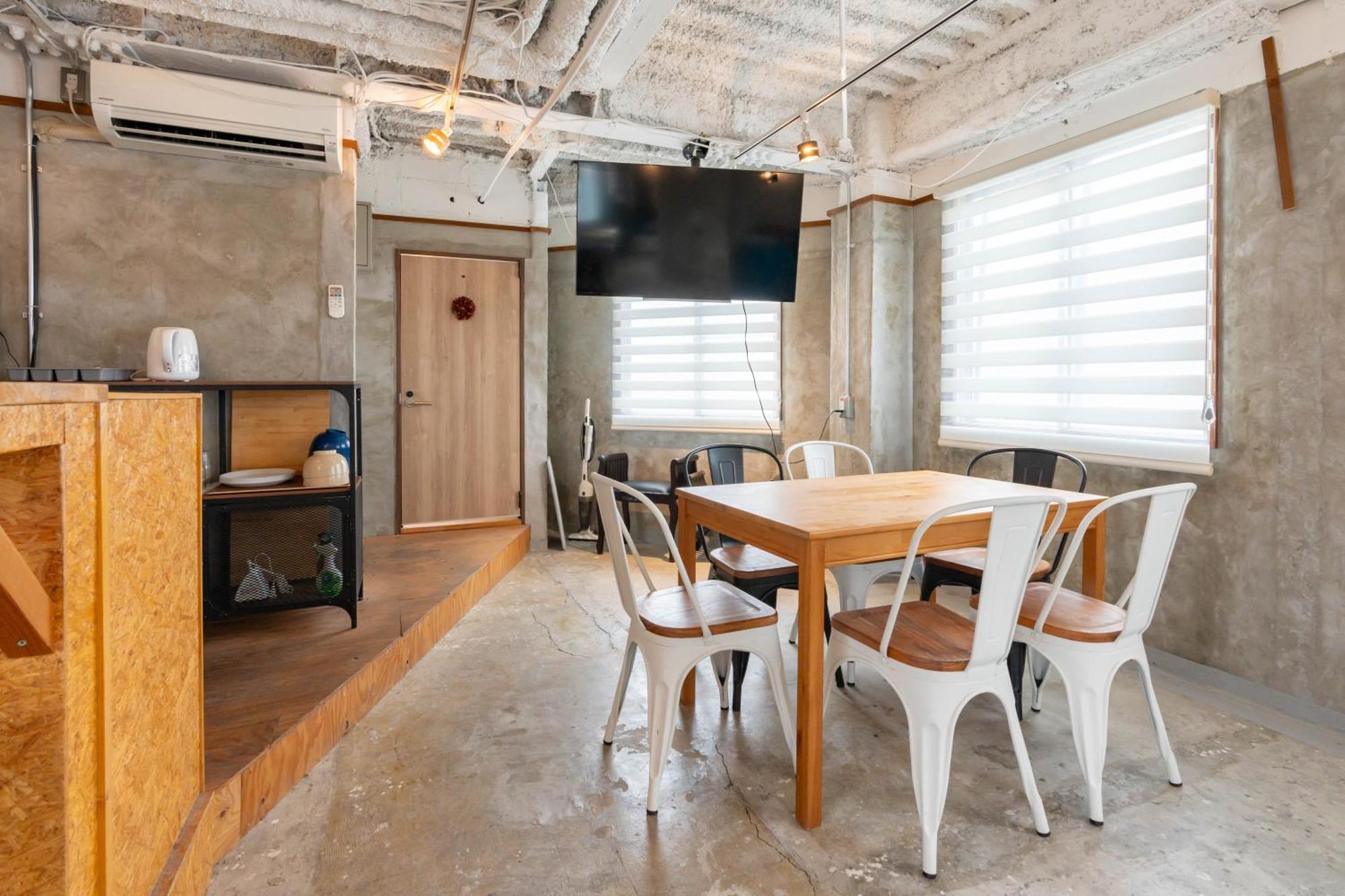 U.House Aparthotel Osaka Bagian luar foto